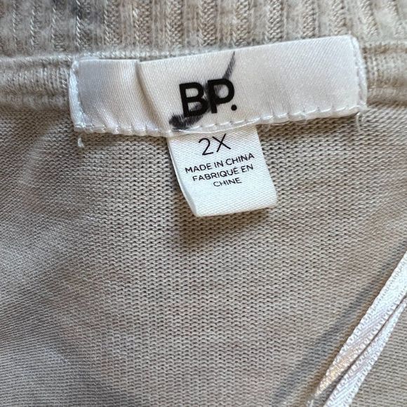 NWOT BP Long Sleeve Crop Henley in Beige Oatmeal Light Heather (3X) - Picture 8 of 11